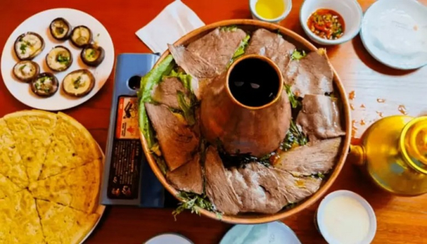 Ăn uống thế nào để đỡ mệt trên độ cao Tây Tạng? Mẹo ăn, uống nước đúng cách