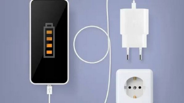 Điện, ổ cắm và sạc pin ở Tây Tạng: mang adapter nào, giữ pin sao khi trời lạnh?